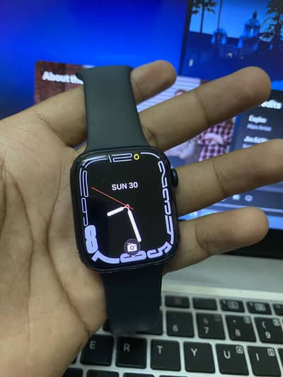 Apple watch series 7 (45mm)