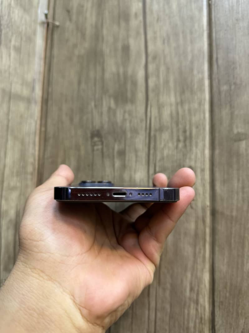 Iphone 14 pro max 2