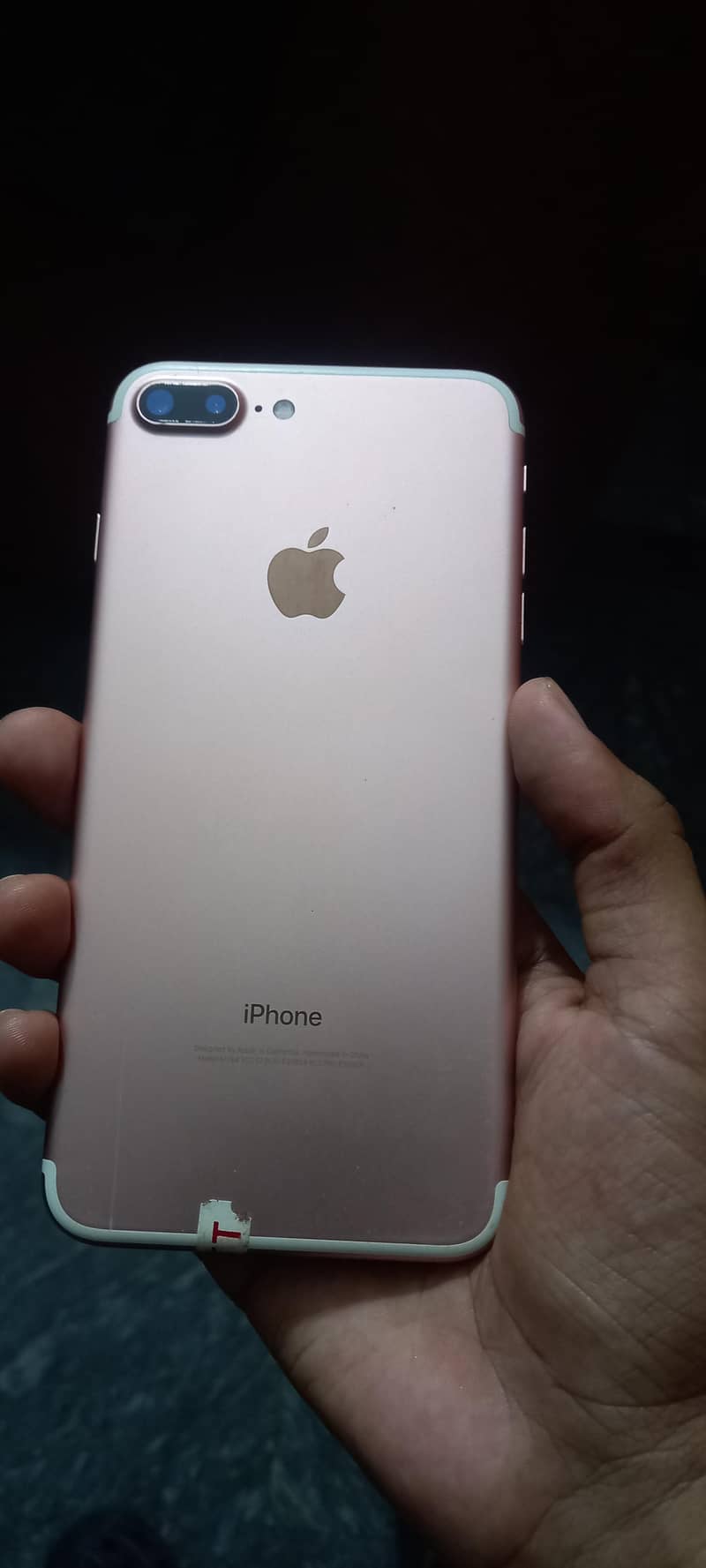 Apple iPhone 7 Plus 0