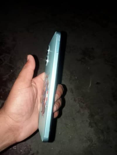mobile new leya ha 2 Month chalaya ha abi Mobile name tacno spark go 2