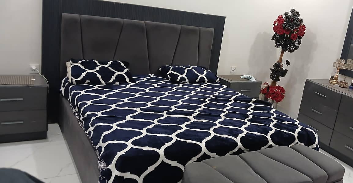 bed diwan dressing 0