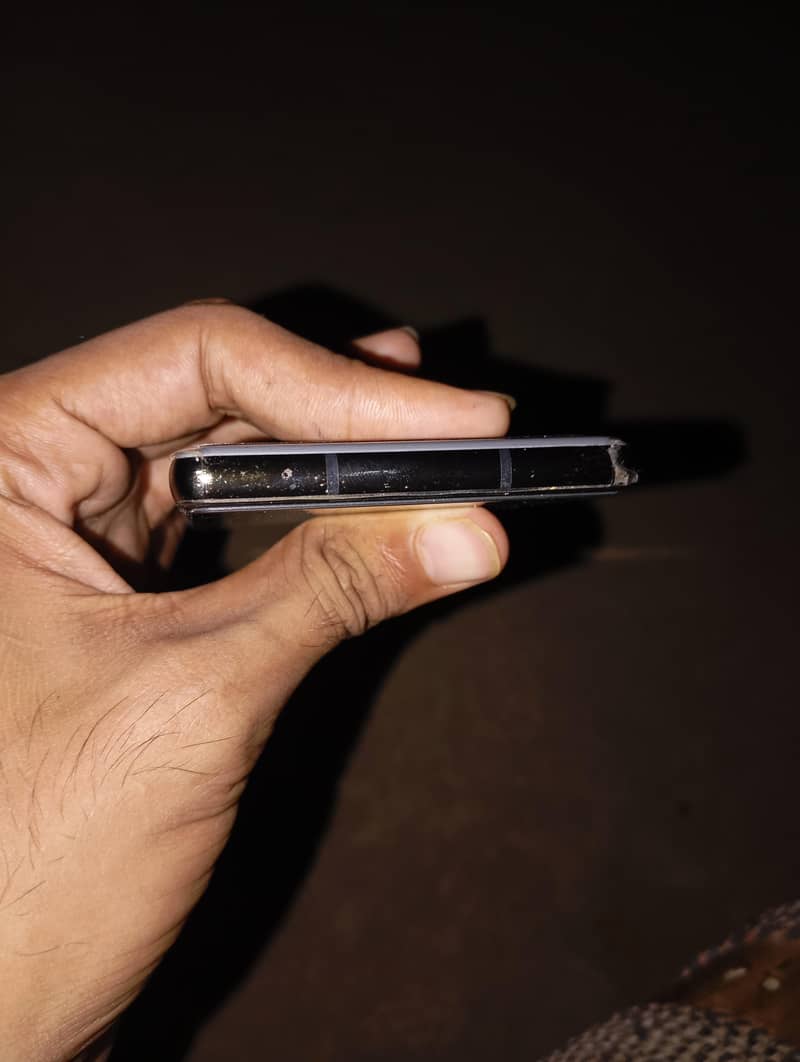 Google Pixel 6a 3
