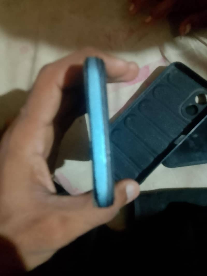 OPPO A78 0