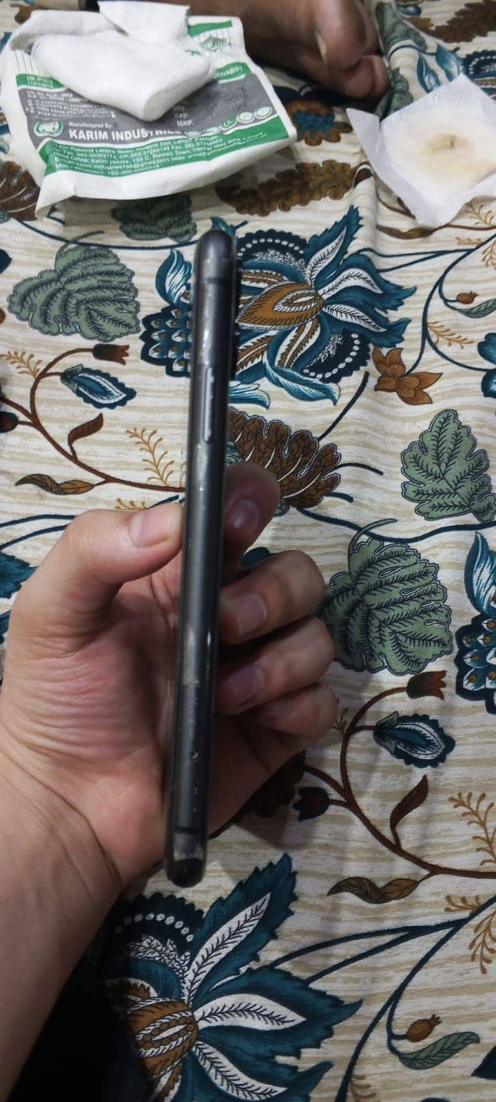 Apple iPhone 11 3