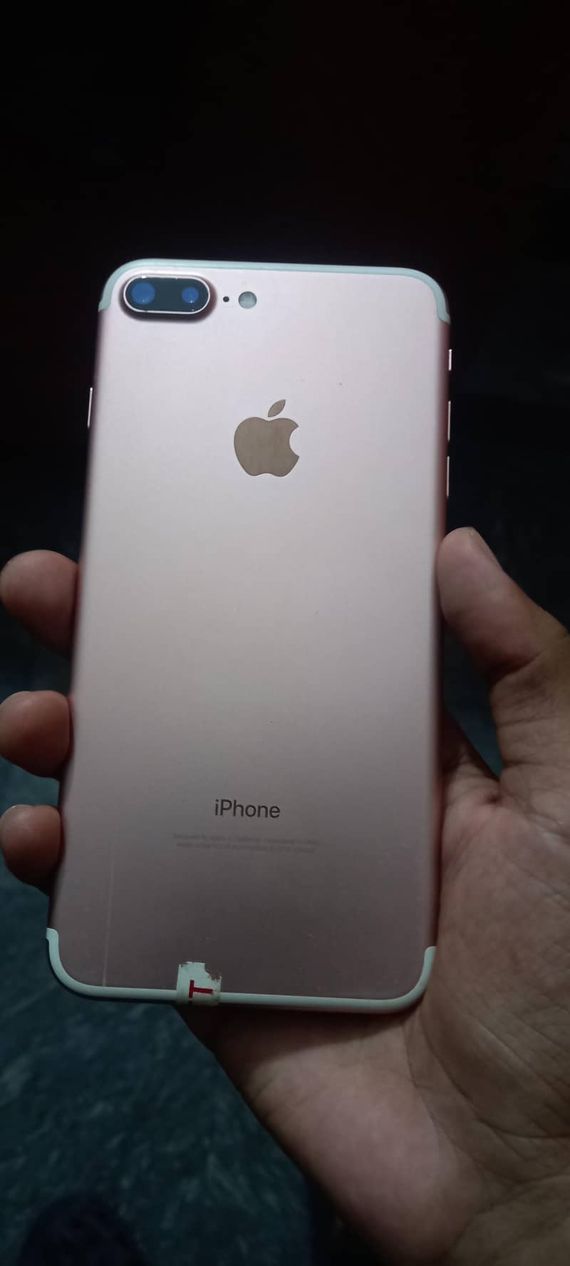 Apple iPhone 7 Plus 0