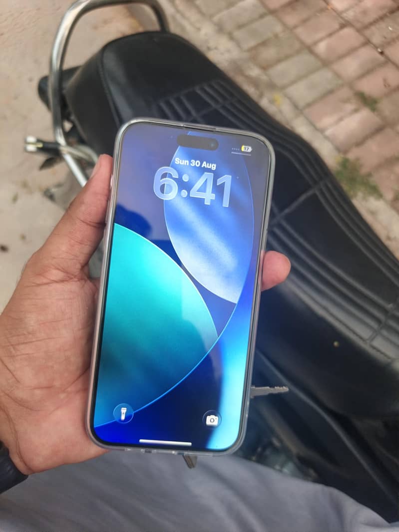 Apple iPhone 11 Pro Max 2