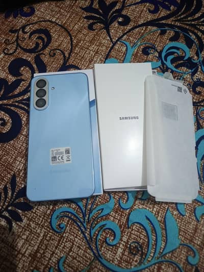 Samsung Galaxy A17