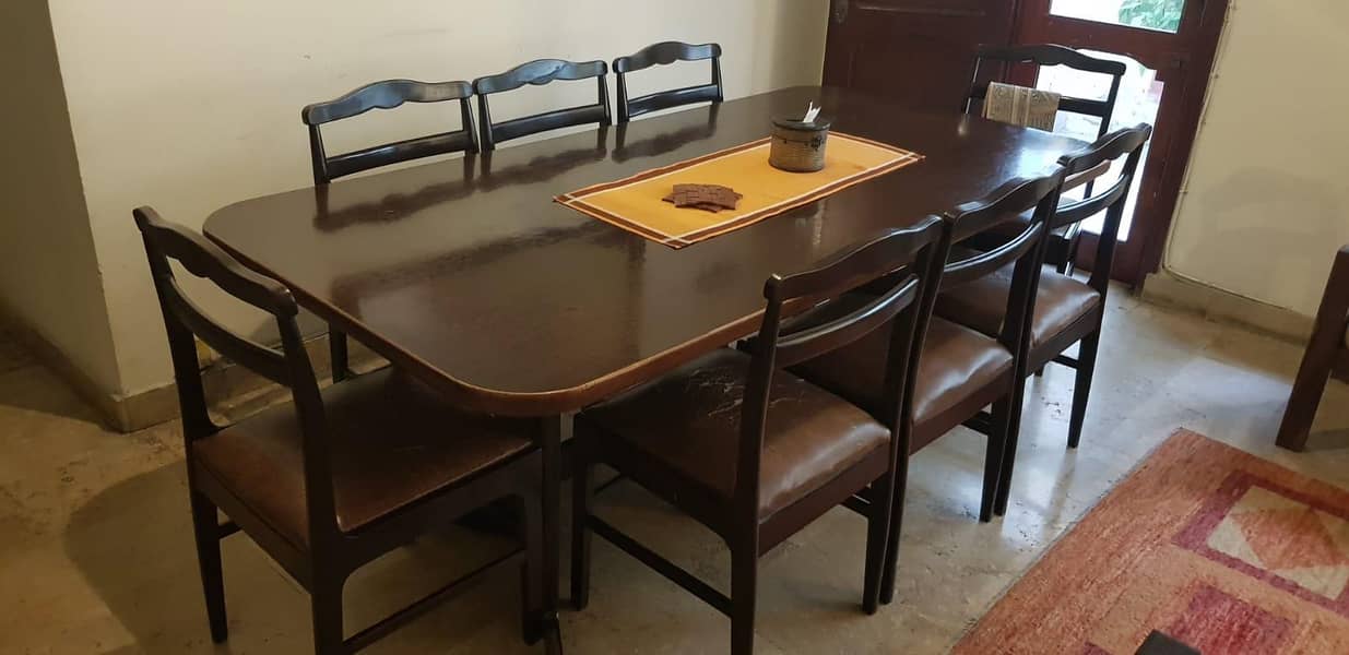 8 seater dining table 0