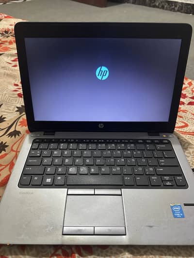 HP elite Book 820 G2 Core i5 VPro 5th Gen 8gb/418gb
