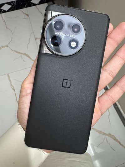 One Plus 11 Black 16/256gb