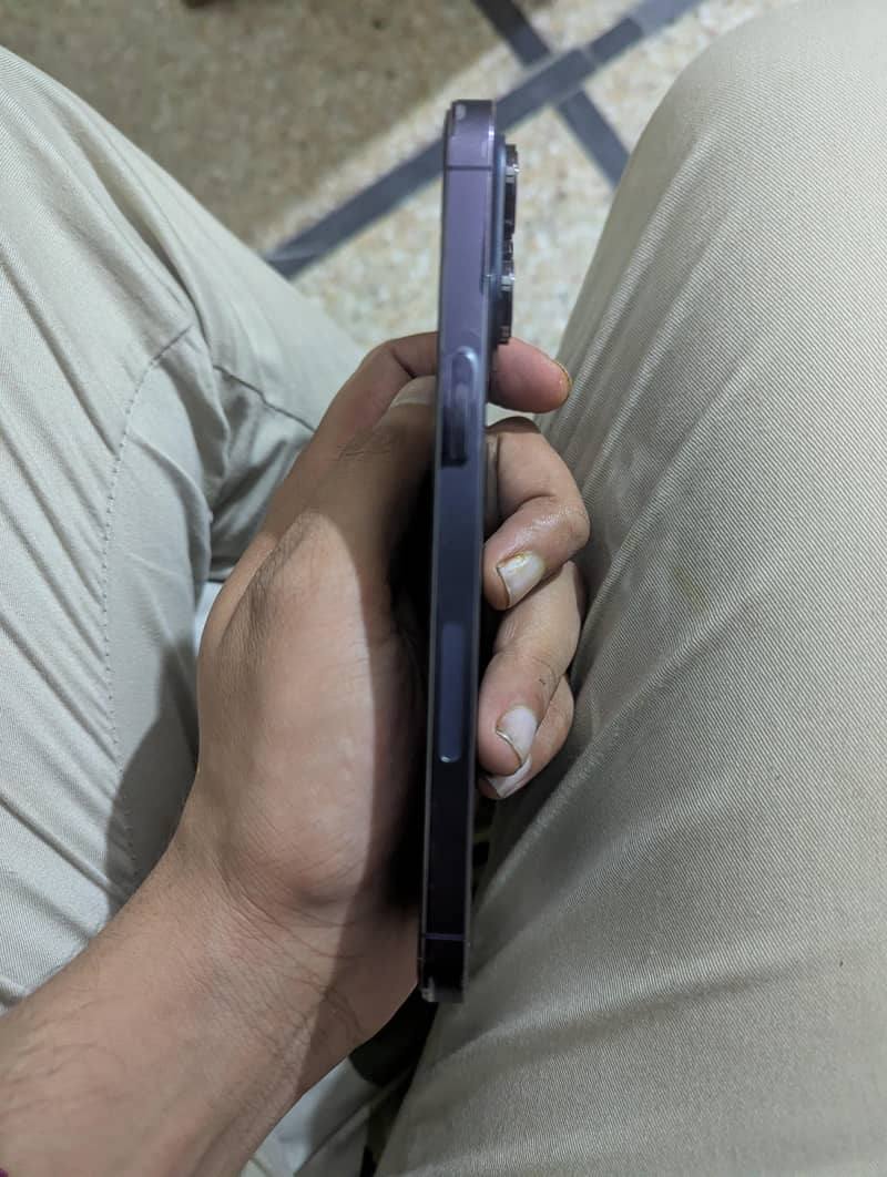 Apple iPhone 14 Pro Max 2