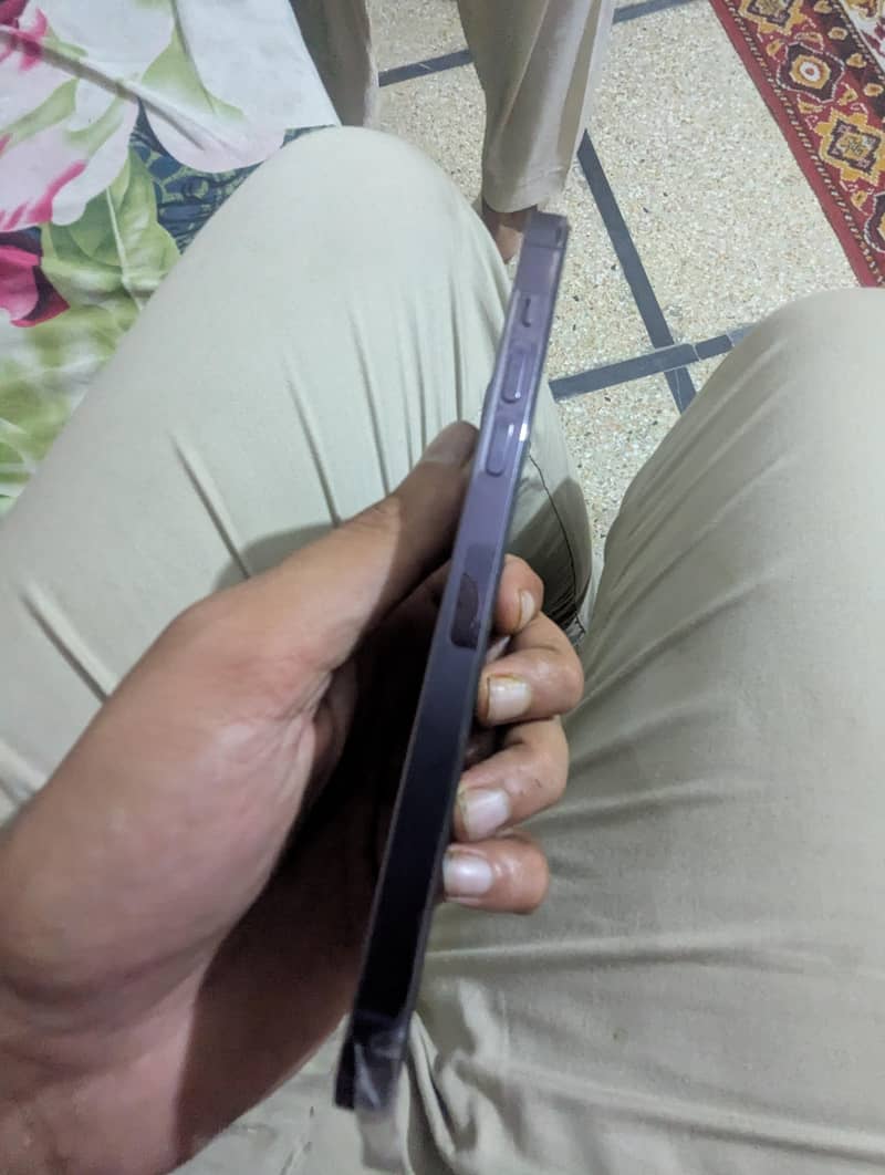 Apple iPhone 14 Pro Max 5