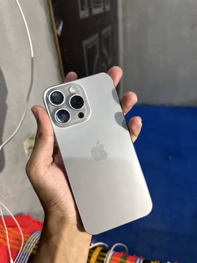 Apple iPhone 15 Pro Max