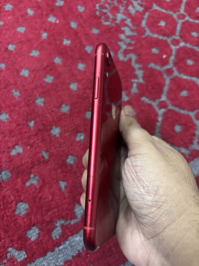 Apple iPhone XR