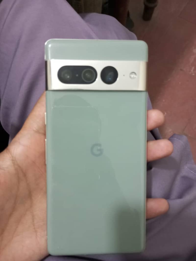 Google Pixel 7 Pro 2