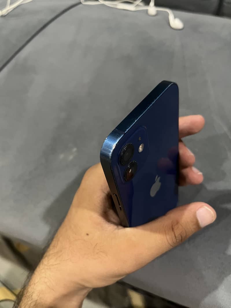 iPhone 12 jv 4