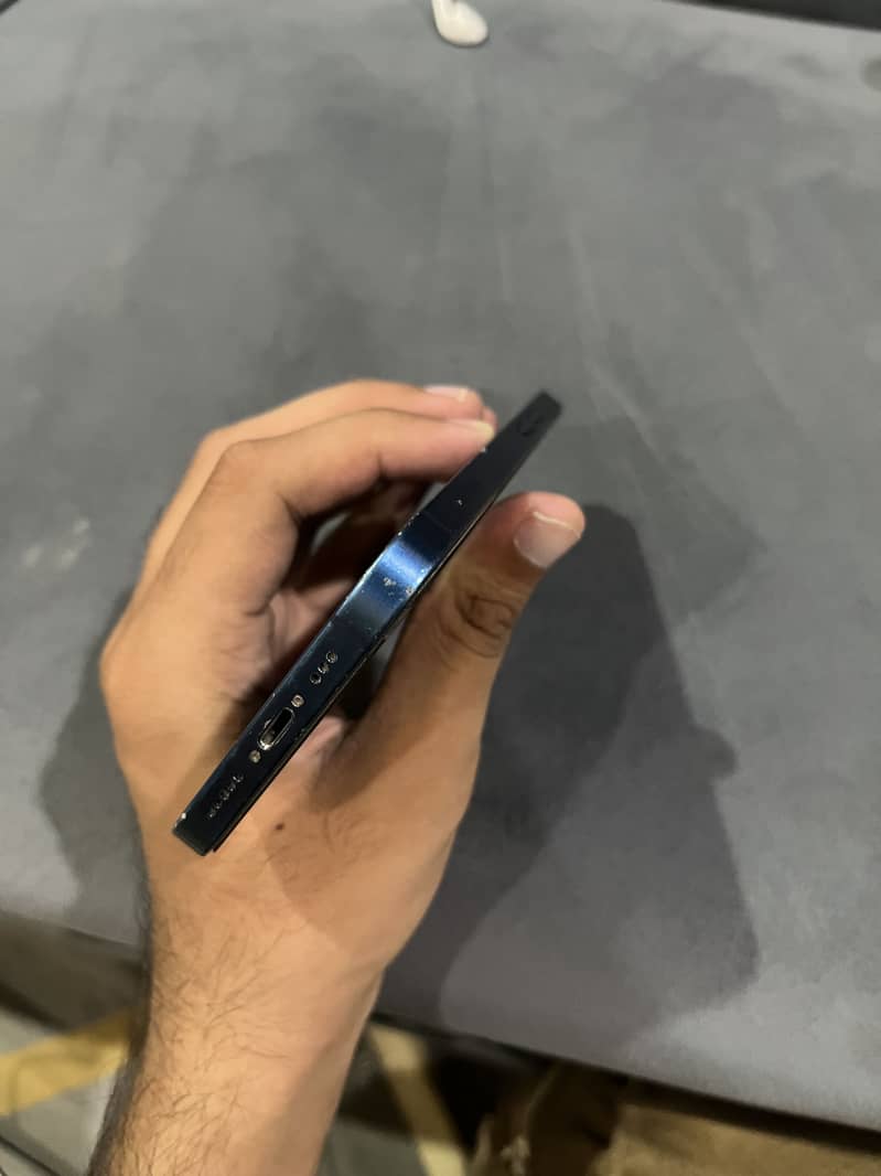 iPhone 12 jv 6