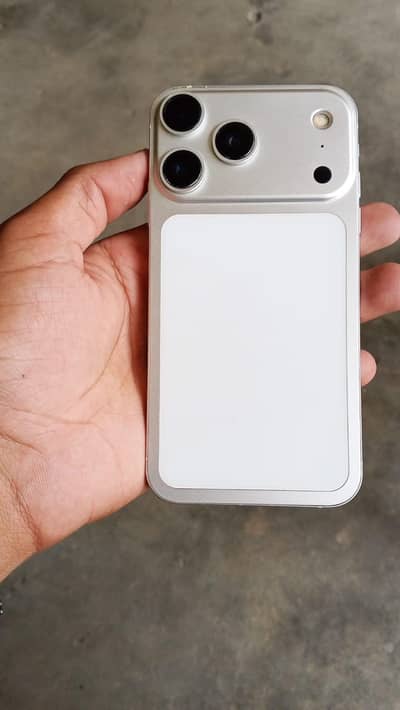 iPhone xr convert 17 pro max