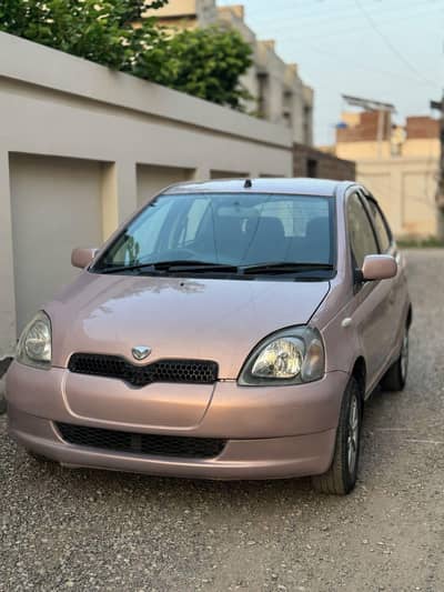 Toyota Vitz 2000