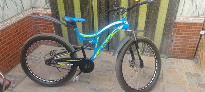 Brand New only 1 year use