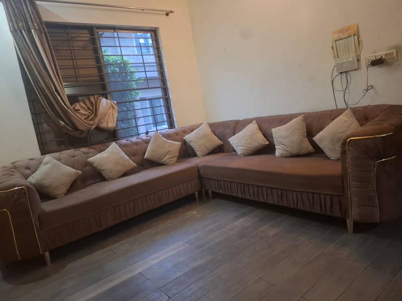 L SHAPE SOFA 0