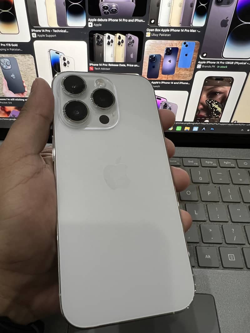 Apple iPhone 14 Pro 4