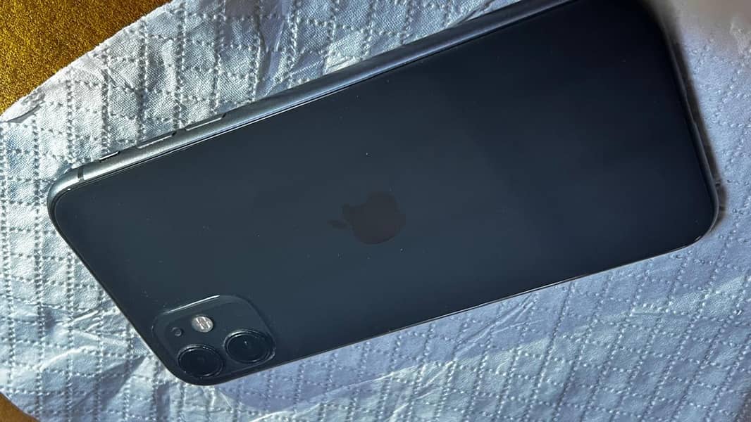 Apple iPhone 11 8