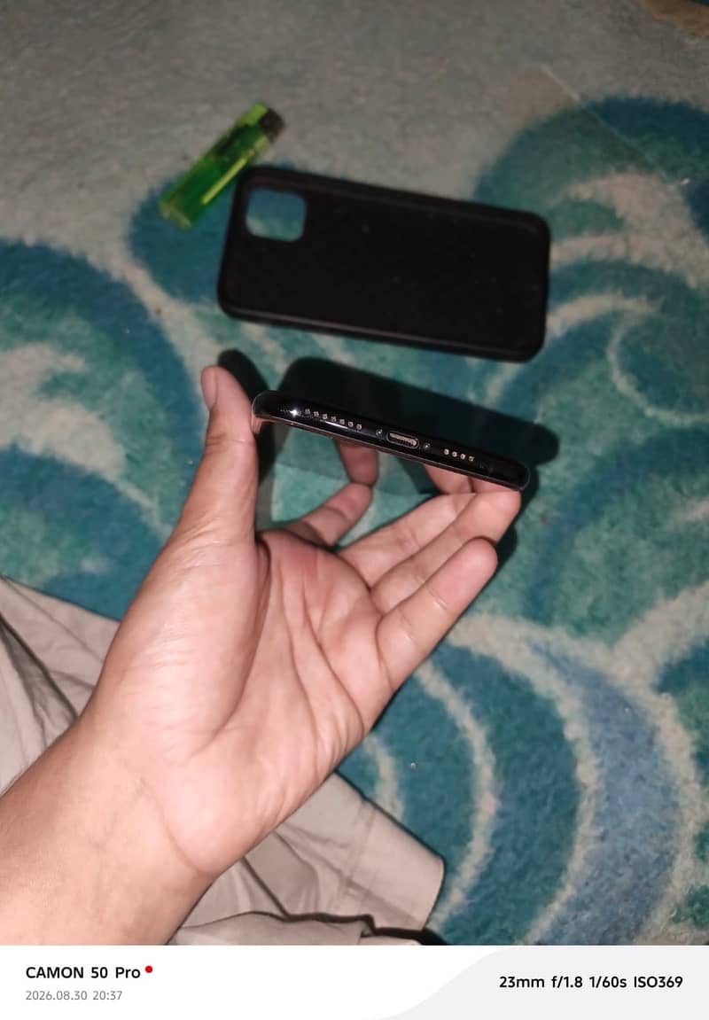 Apple iPhone 11 Pro Max 3