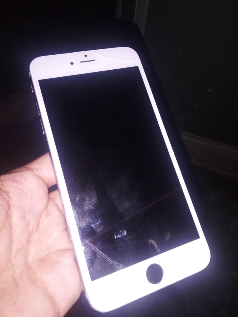 Apple iPhone 6S Plus 1