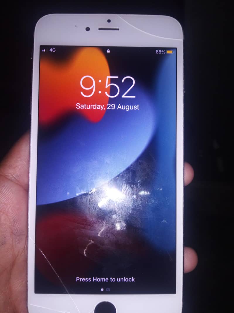 Apple iPhone 6S Plus 2