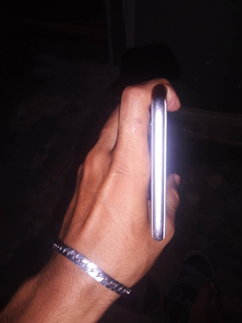 Apple iPhone 6S Plus 3