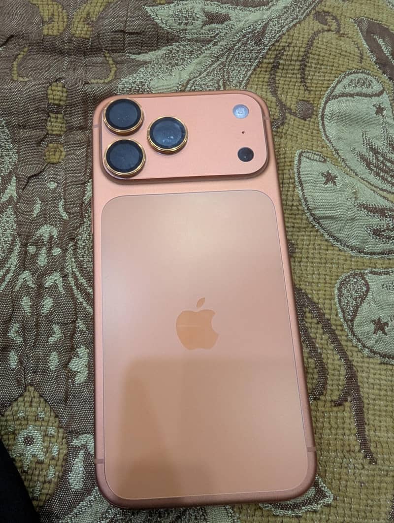 Apple iPhone 17 Pro Max 0