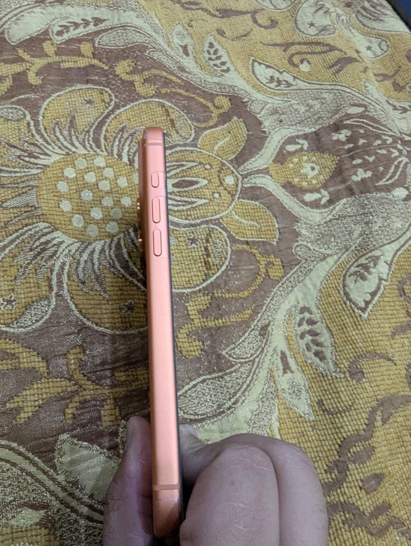Apple iPhone 17 Pro Max 1