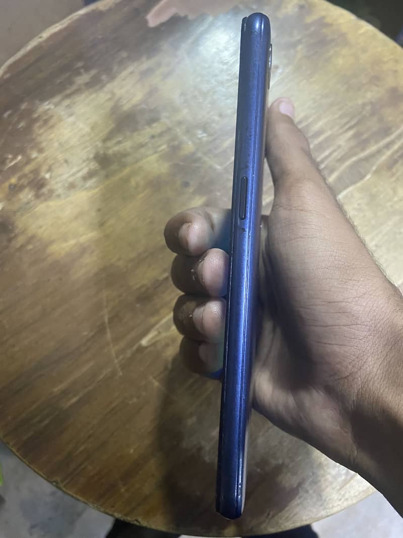 Realme C2 6