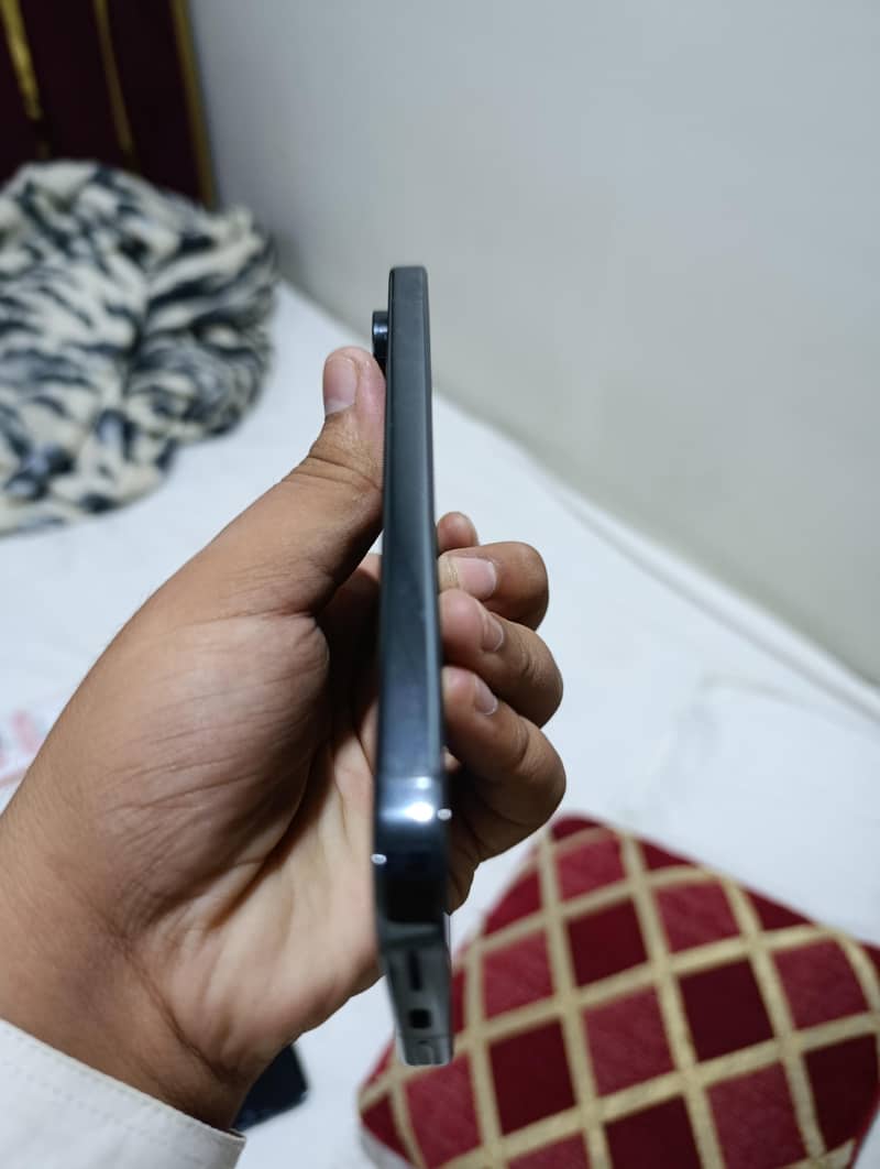 Google Pixel 9 Pro 4
