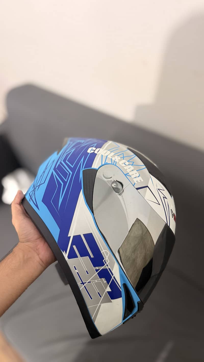 Vector Helmet 1