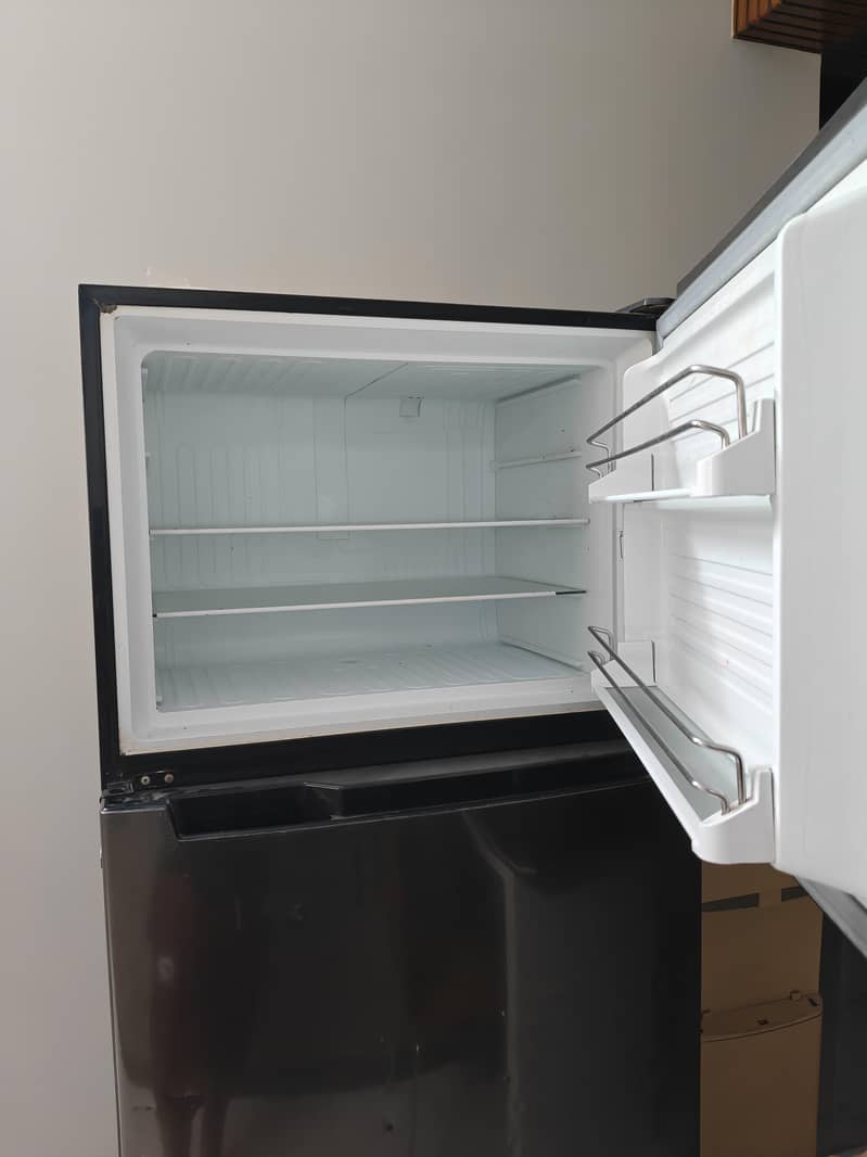 Refrigerator 1