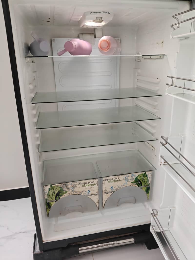 Refrigerator 3
