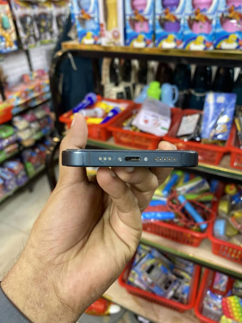 Apple iPhone 14 1