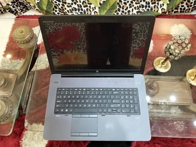 HP ZBook 17 G3 | i5-6440HQ | 8GB RAM | 2GB Quadro | 238GB SSD