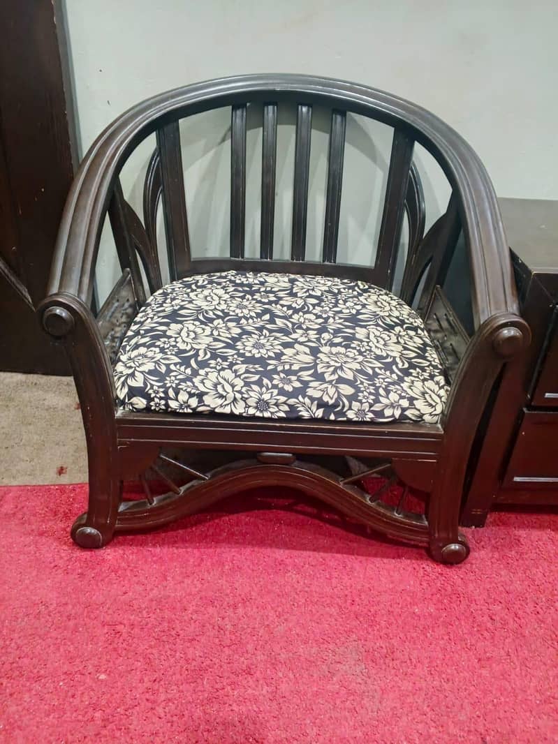 4 Seater sofa set 1