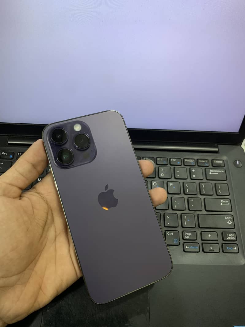 Apple iPhone 14 Pro Max 0