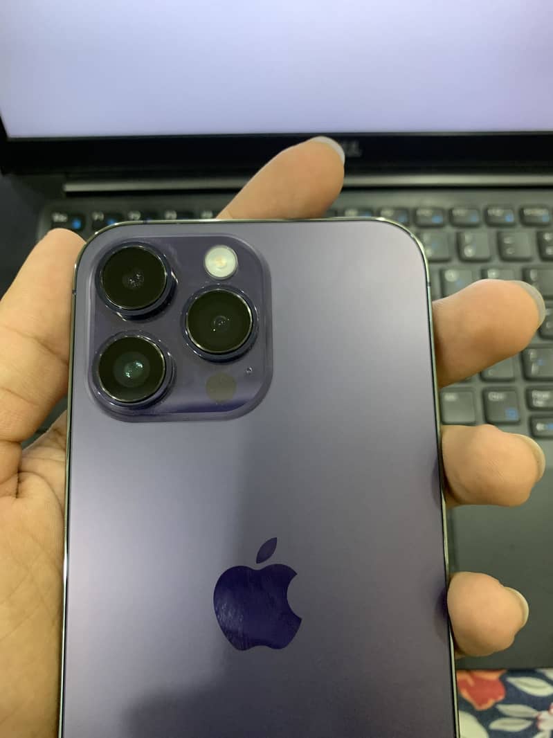 Apple iPhone 14 Pro Max 2