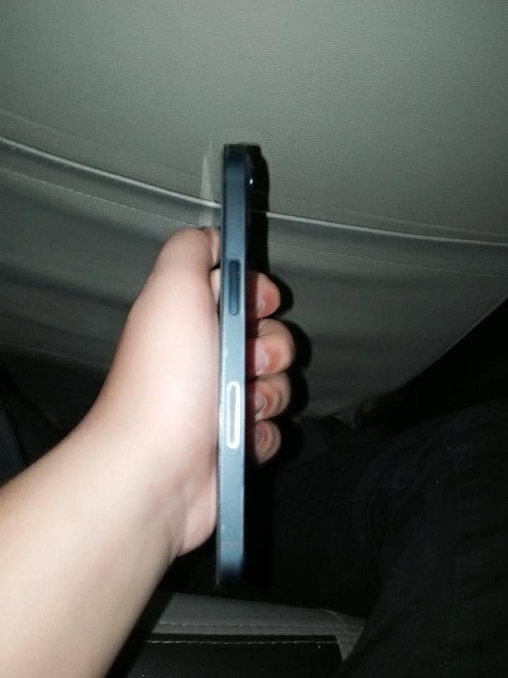 Apple iPhone 13 2