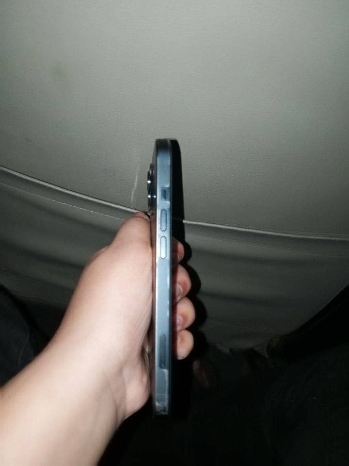Apple iPhone 13 3