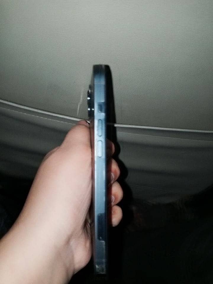 Apple iPhone 13 4