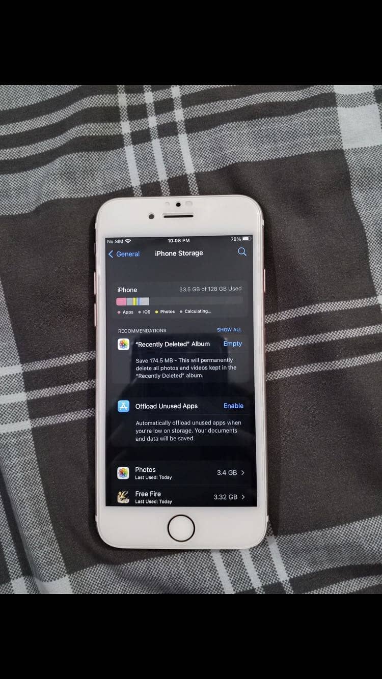 Apple iPhone 7 7