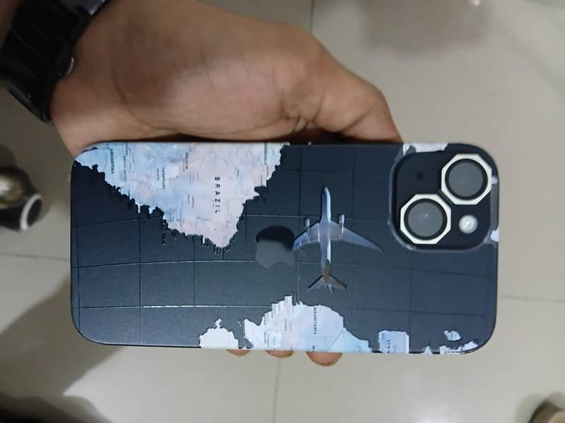 Apple iPhone 15 2
