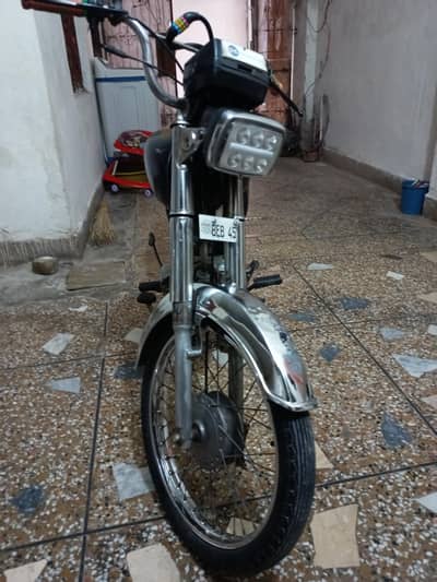 leader bike