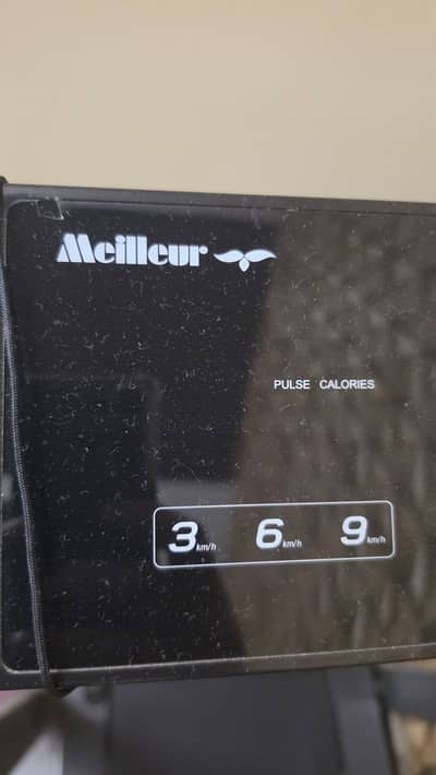 meilleur treadmill used 4 to 5 times maximum